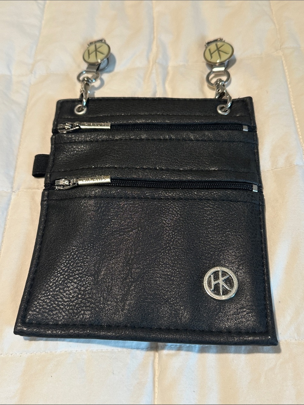Hipklips Unisex Black Clippable Pouch  With Zipper Pockets